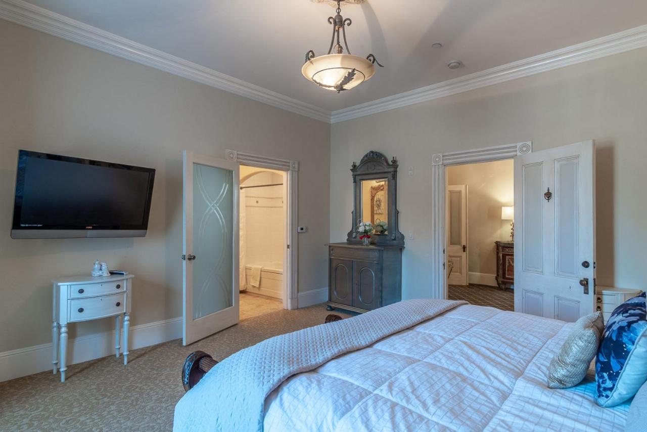 King Room,1299342373:JPEG